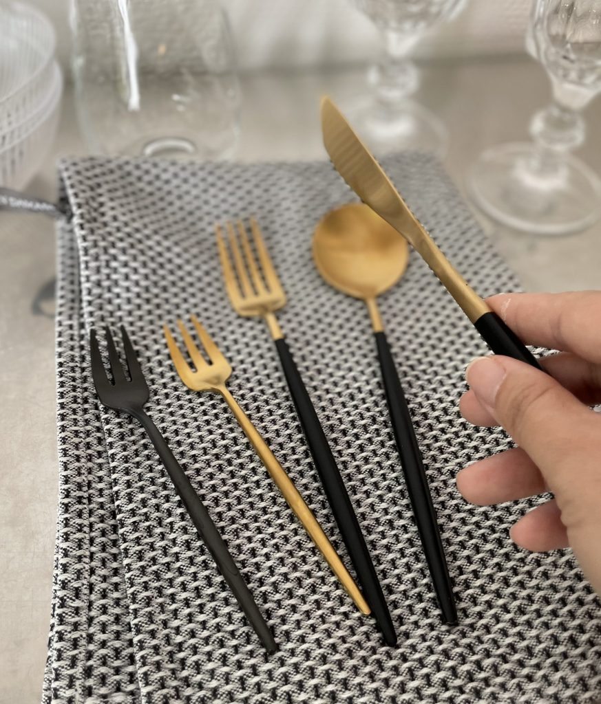 100均で叶う パーティーを盛り上げるテーブルコーデグッズ かごめライフ